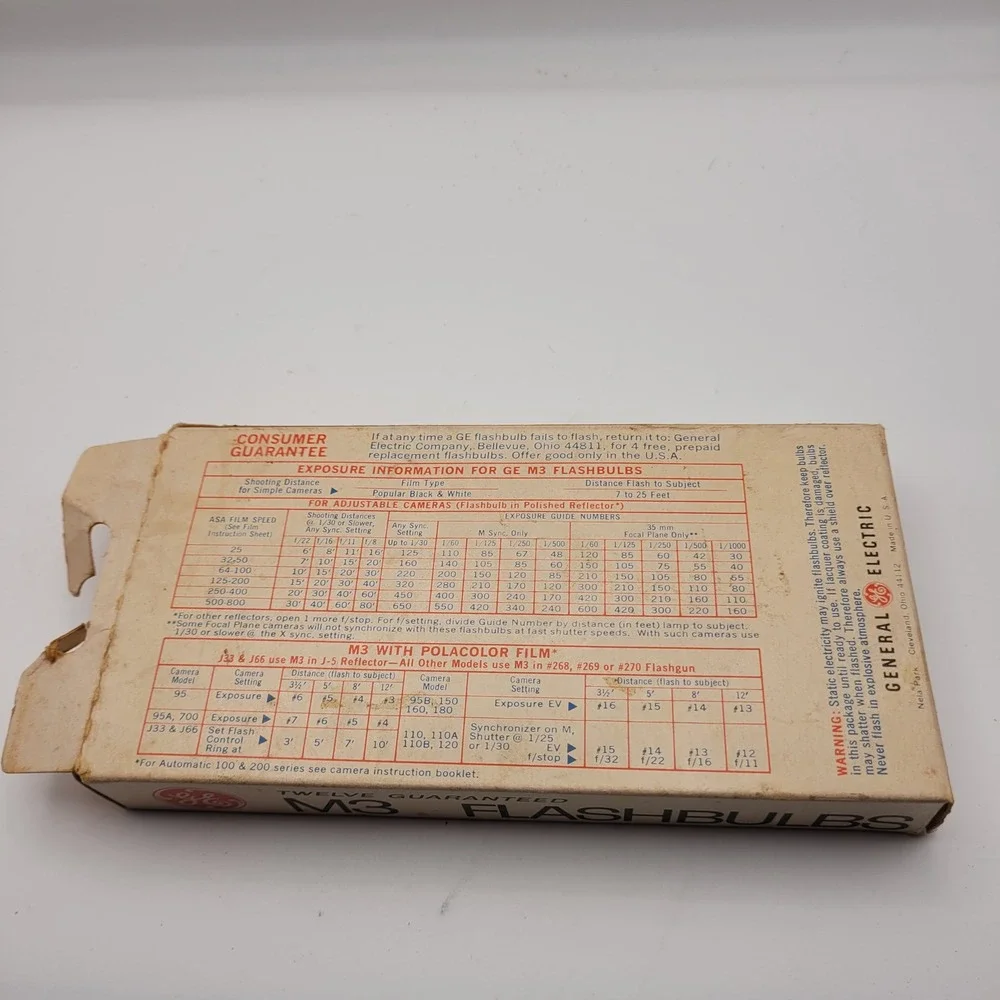 Vintage GE M3 Clear Flashbulbs Twelve Pack Original Box General Electric